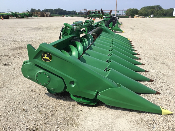 2022 John Deere C12F Header Corn Head