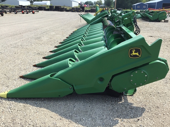 2022 John Deere C12F Header Corn Head