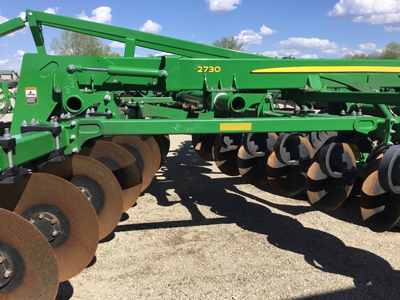 2023 John Deere 2730 Disk Ripper