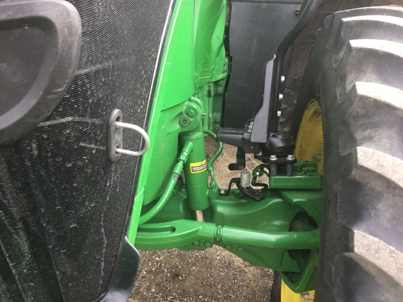 2023 John Deere 7R 210 Tractor