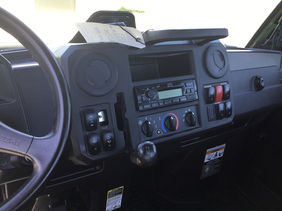 2023 John Deere XUV 835M ATV