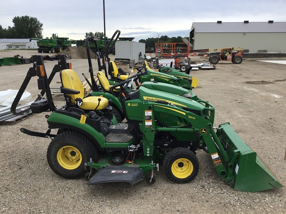 2020 John Deere 1025R Tractor Compact