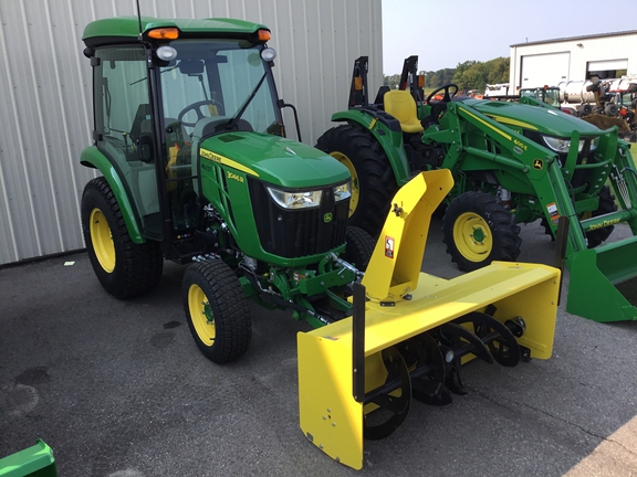 2019 John Deere 3046R Tractor Compact