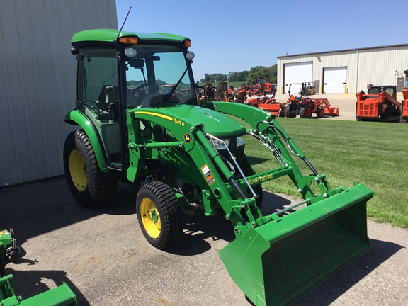 2019 John Deere 3046R Tractor Compact