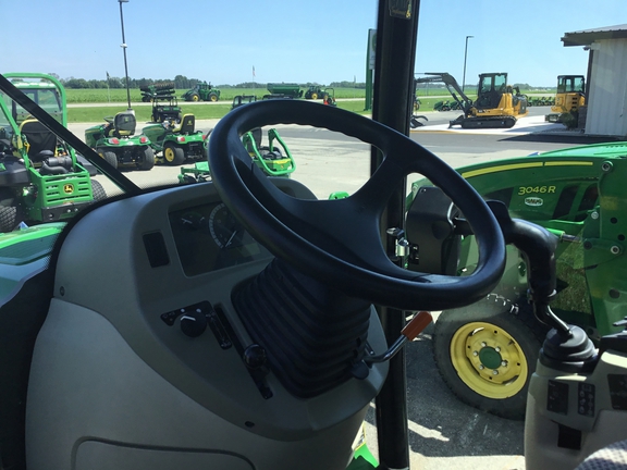 2019 John Deere 3046R Tractor Compact