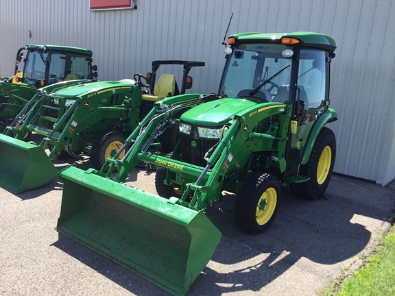 2019 John Deere 3046R Tractor Compact