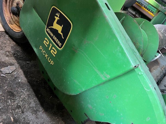 John Deere 212 Combine Attachment