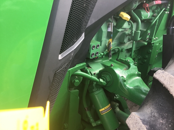 2022 John Deere 8R 310 Tractor