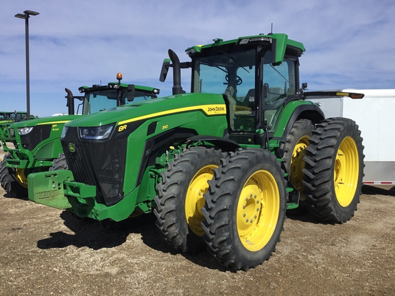 2022 John Deere 8R 310 Tractor