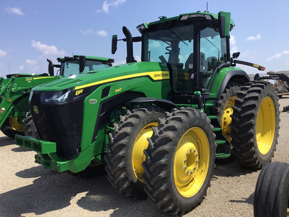 2021 John Deere 8R 340 Tractor