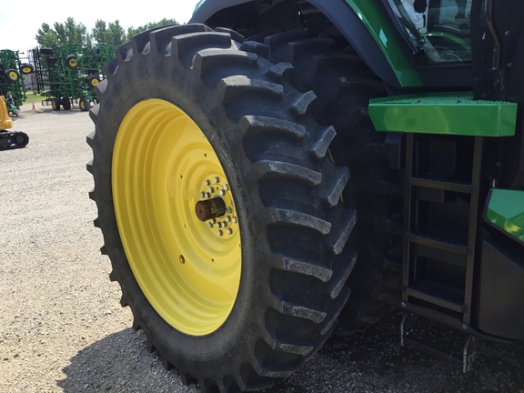 2021 John Deere 8R 340 Tractor