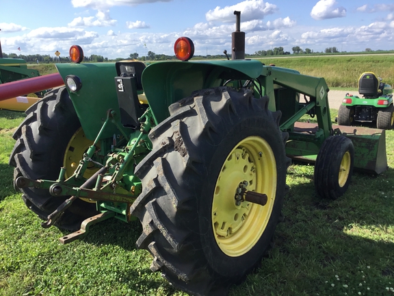 1981 John Deere 2440 Tractor