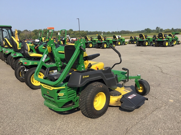 2021 John Deere Z515E Mower/Zero Turn