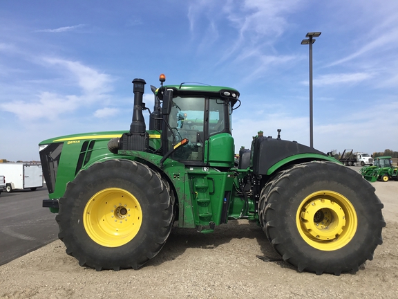 2022 John Deere 9570R Tractor 4WD