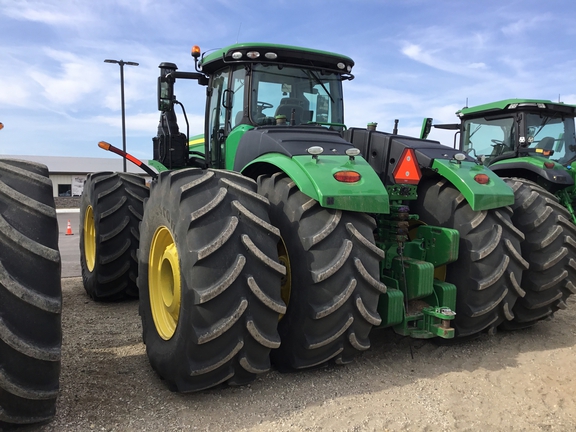 2021 John Deere 9570R Tractor 4WD