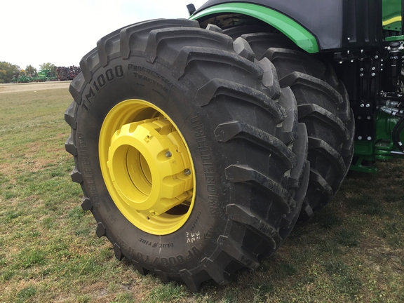 2022 John Deere 9R 640 Tractor 4WD