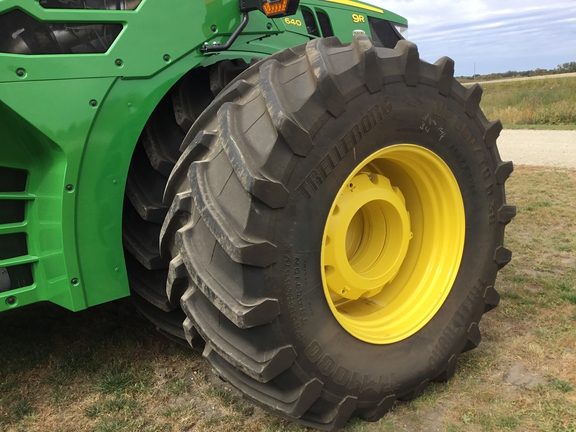 2022 John Deere 9R 640 Tractor 4WD