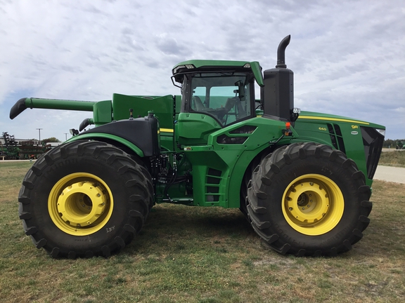 2022 John Deere 9R 640 Tractor 4WD