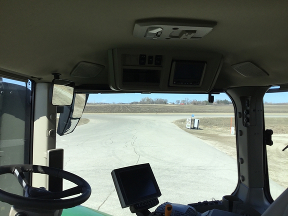 2022 John Deere 9R 640 Tractor 4WD