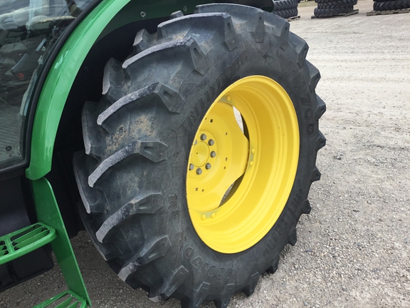 2022 John Deere 5115M Tractor