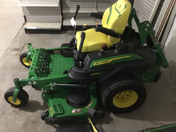 2023 John Deere Z930R Mower/Zero Turn