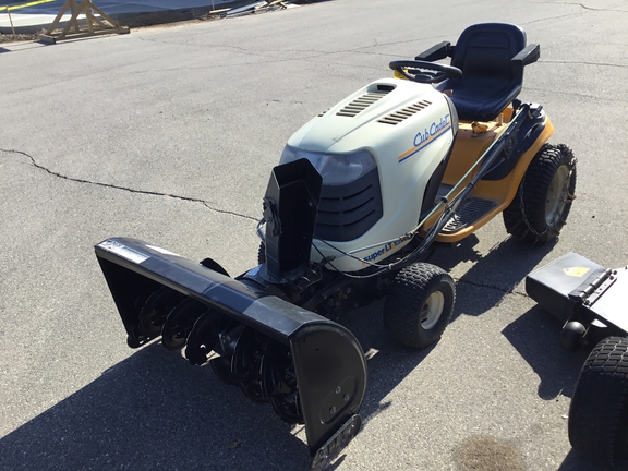 2006 Cub Cadet LT 1554 Garden Tractor