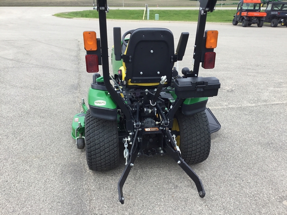 2017 John Deere 1025R Tractor Compact