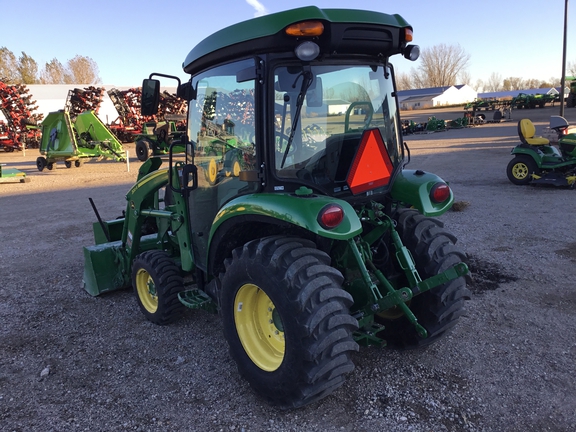 2022 John Deere 3039R Tractor Compact