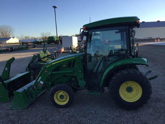 2022 John Deere 3039R Tractor Compact