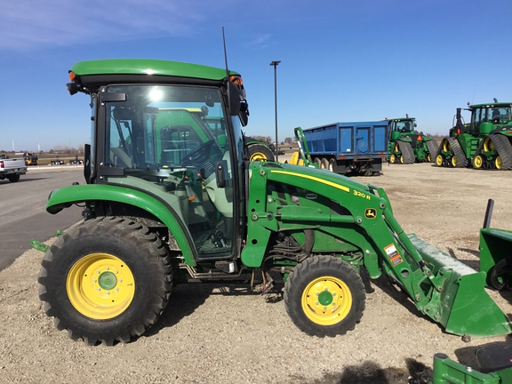 2022 John Deere 3039R Tractor Compact