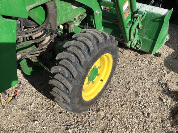 2022 John Deere 3039R Tractor Compact