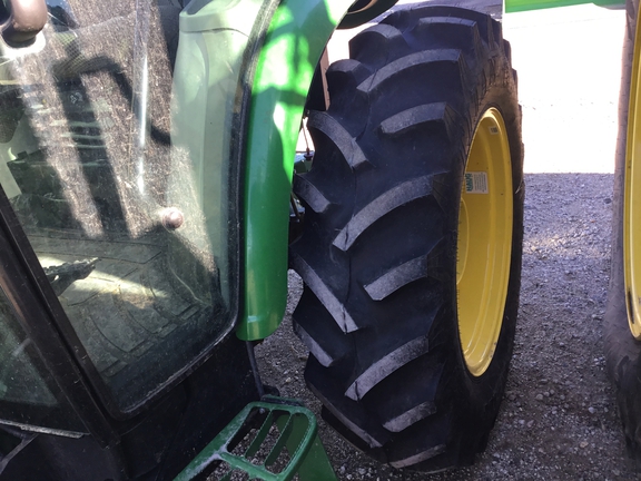 2023 John Deere 4066R Tractor Compact