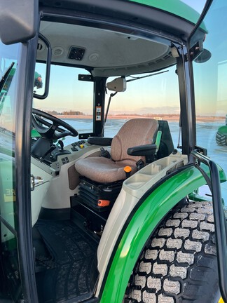 2013 John Deere 4720 Tractor Compact