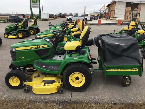 2013 John Deere X734 Garden Tractor