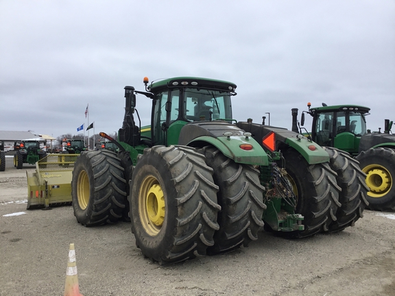 2022 John Deere 9570R Tractor 4WD