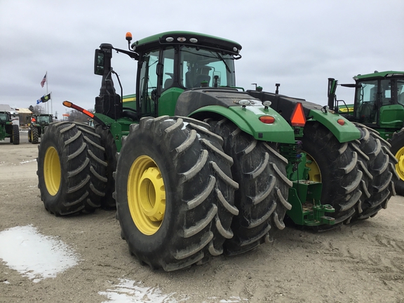 2022 John Deere 9570R Tractor 4WD