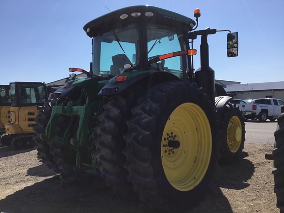 2018 John Deere 7310R Tractor