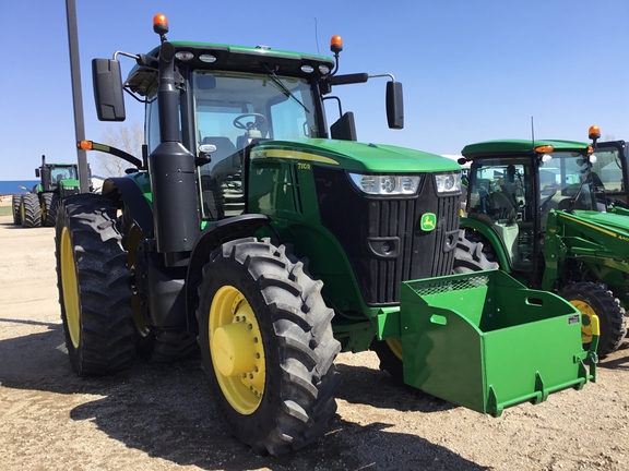 2018 John Deere 7310R Tractor