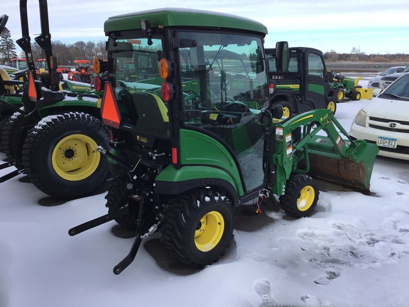 2019 John Deere 1025R Tractor Compact