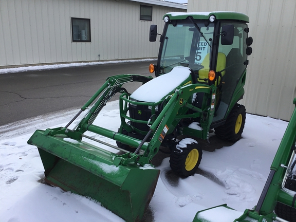 2019 John Deere 1025R Tractor Compact