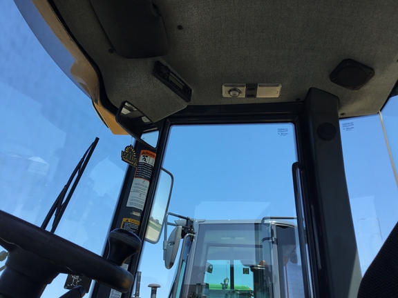 2017 John Deere 324K Compact Utility Loader