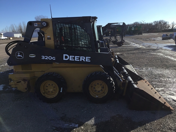 2019 John Deere 320G Skid Steer Loader