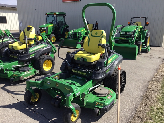 2023 John Deere Z970R Mower/Zero Turn