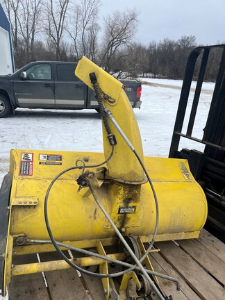 2002 John Deere 42" Snow Thrower Snow Blower