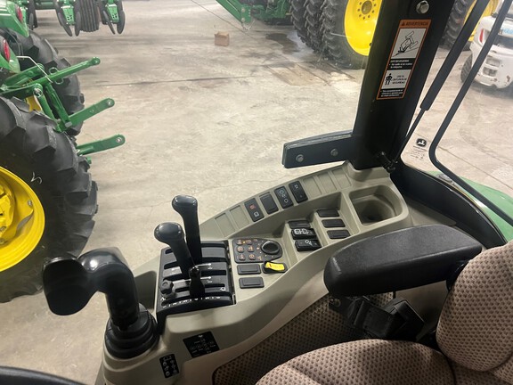 2021 John Deere 4066R Tractor Compact