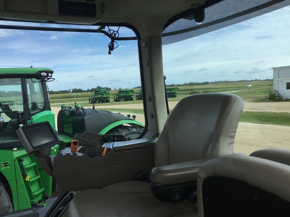 2014 John Deere 9560R Tractor 4WD