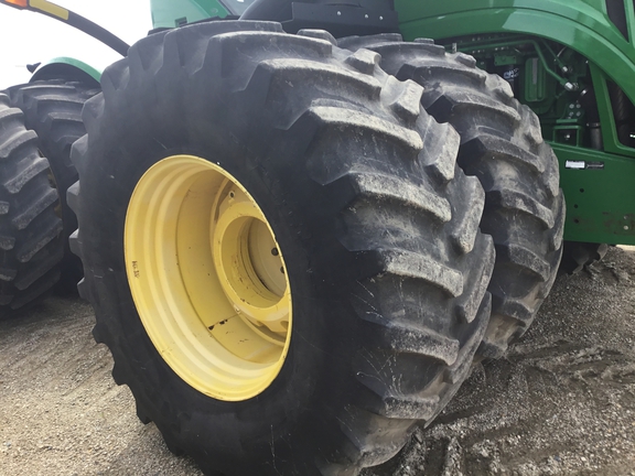 2014 John Deere 9560R Tractor 4WD