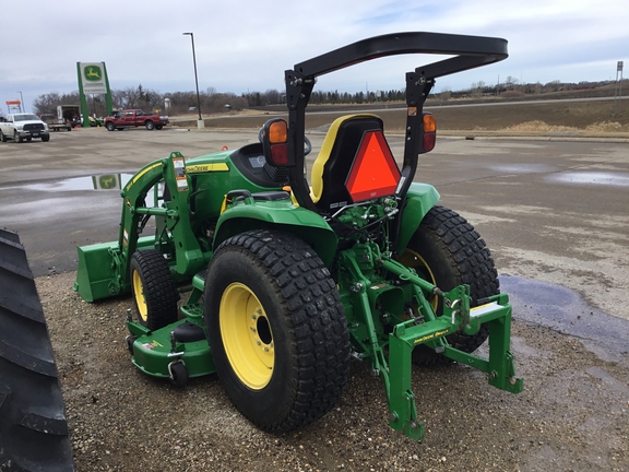 2019 John Deere 3046R Tractor Compact