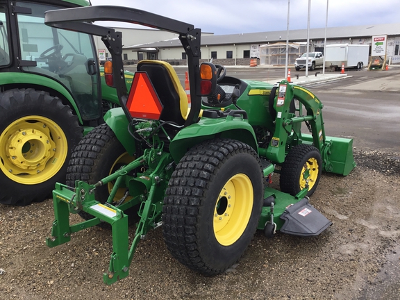 2019 John Deere 3046R Tractor Compact