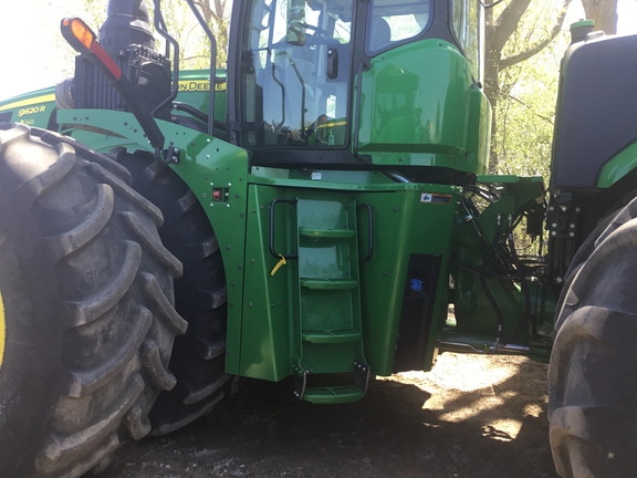 2021 John Deere 9620R Tractor 4WD